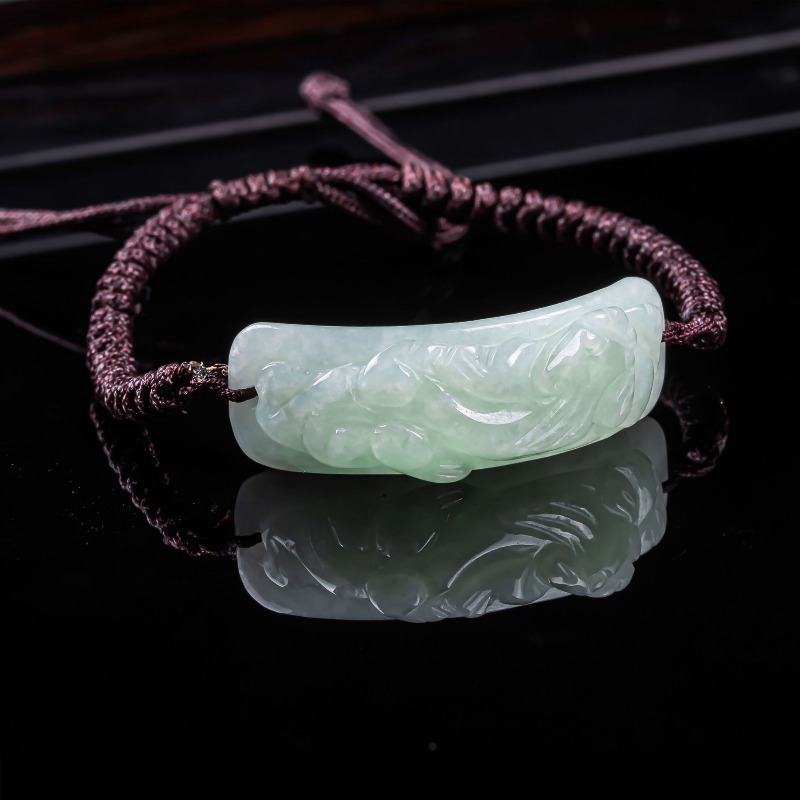 Jewelry & Watches Store - Bracciale Pixiu in Giadeite Birmana Intagliato