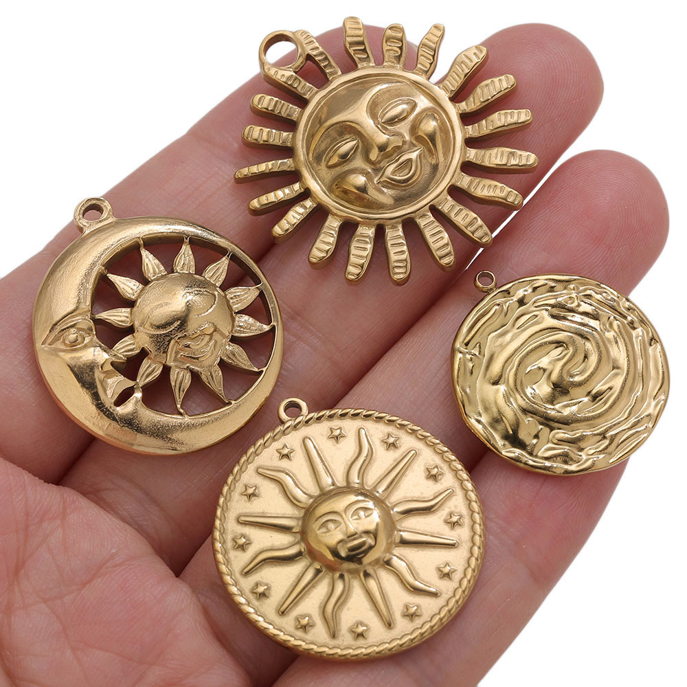 5 ciondoli rotondi vintage in  - Moon Star Earrings recensione e prezzo