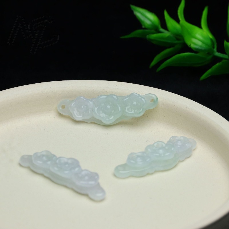 1 Pezzo Fiore in Giada Natural - Jewelry & Watches Bench recensione e prezzo