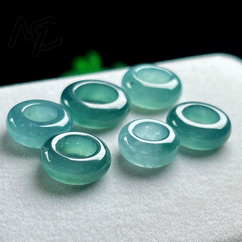 Anello con Ciondolo Smeraldo N - Jewelry & Watches Bench recensione e prezzo