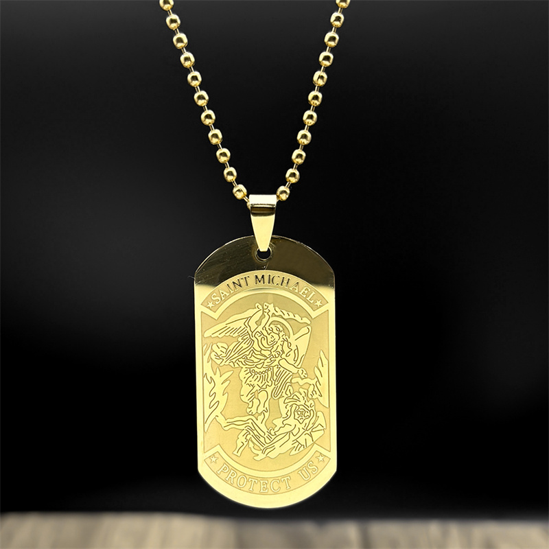 SAINT MICHAEL PROTECT US Archa - Mens Dog Tag Necklace recensione e prezzo